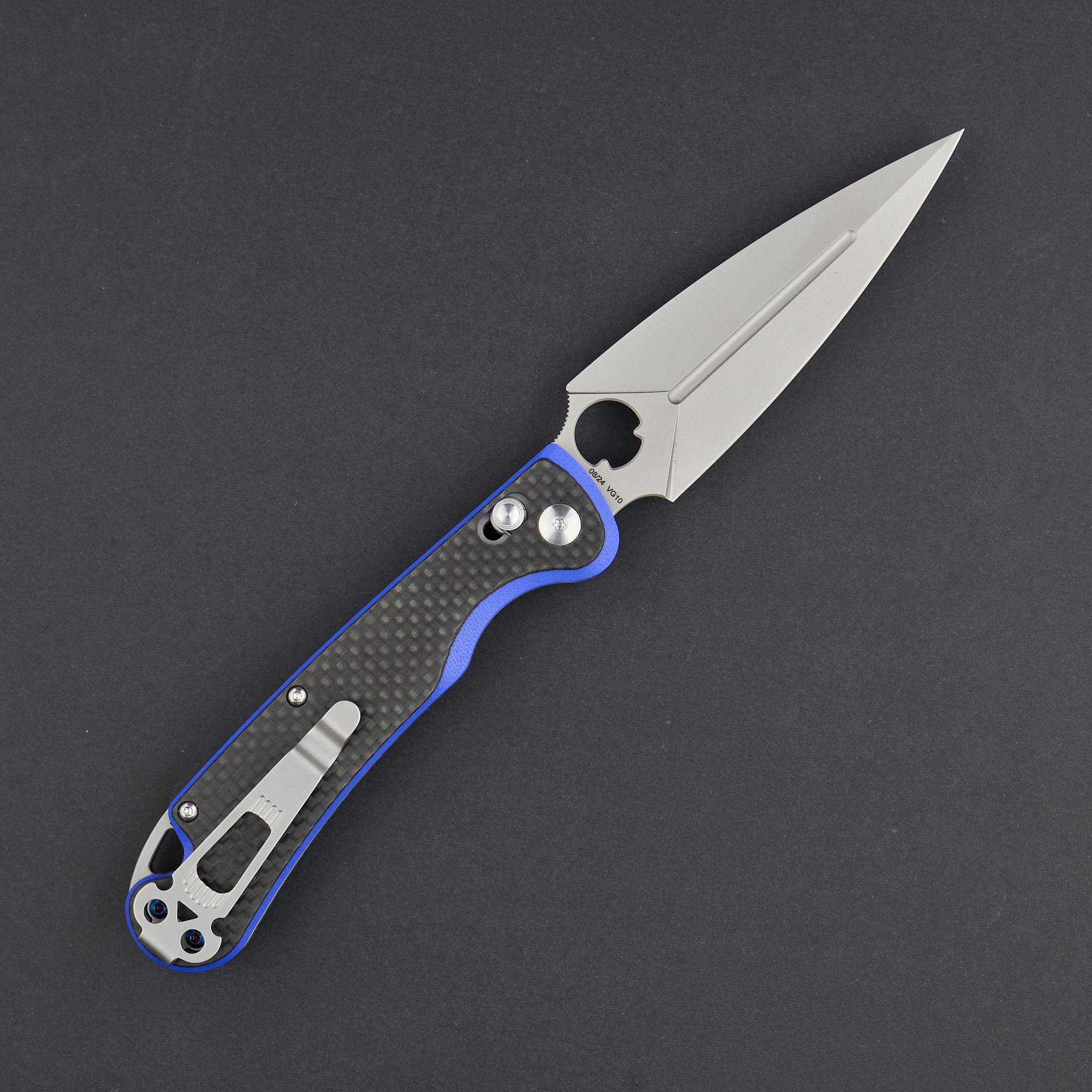 ARROW X-LOCK CARBON BEAD BLAST — Daggerr Museum November 2024